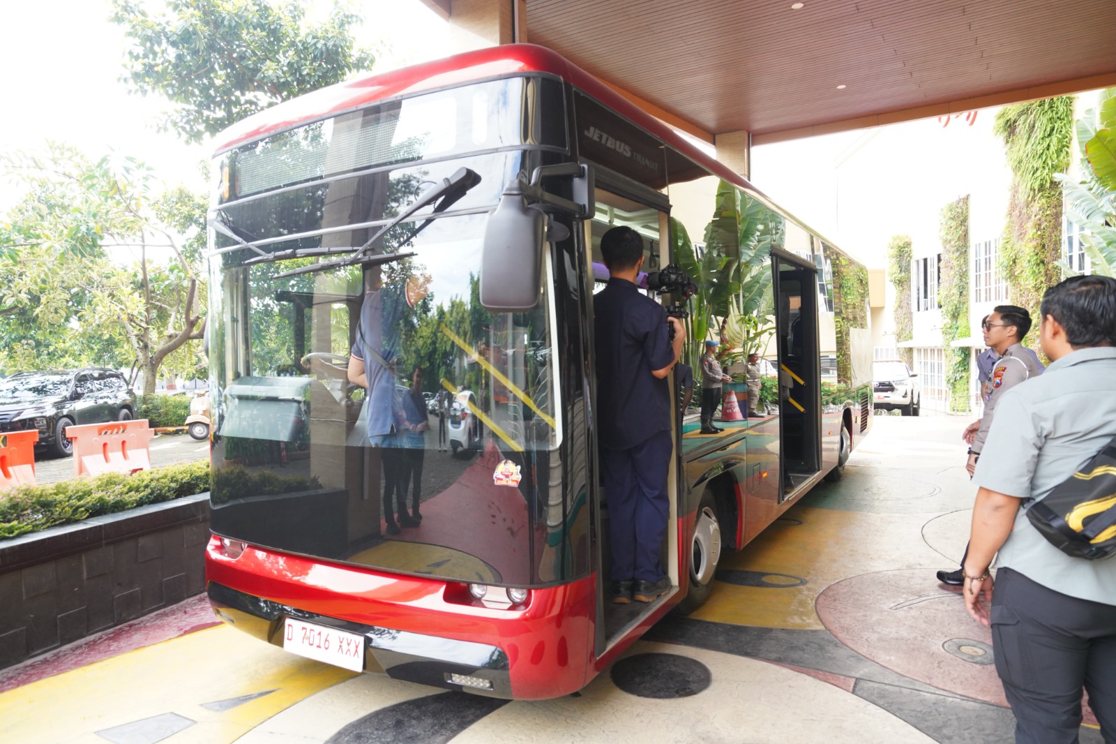 Connecting Bus Kota Batu