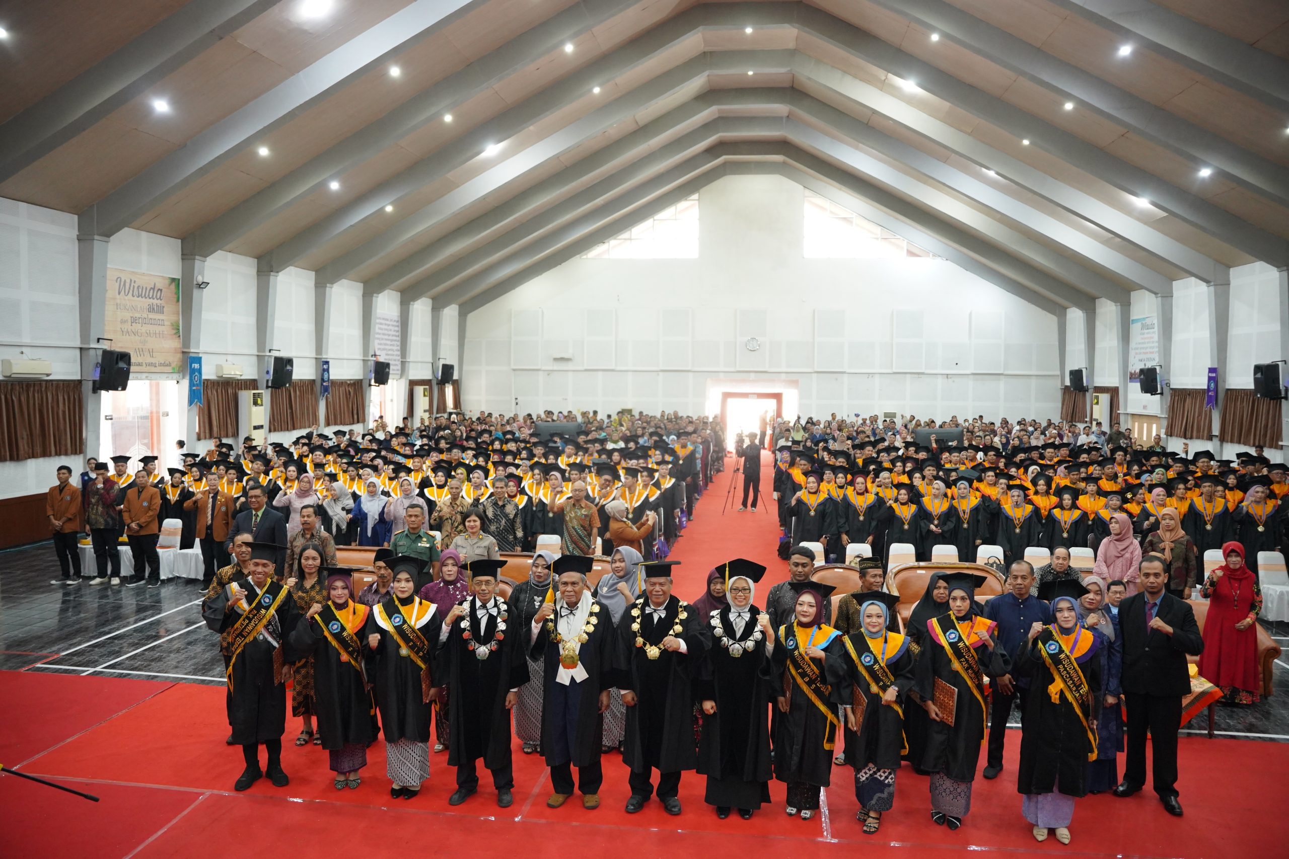 Wisuda Unikama Semester Ganjil tahun akademik 2024–2025 (Foto: Dok.)