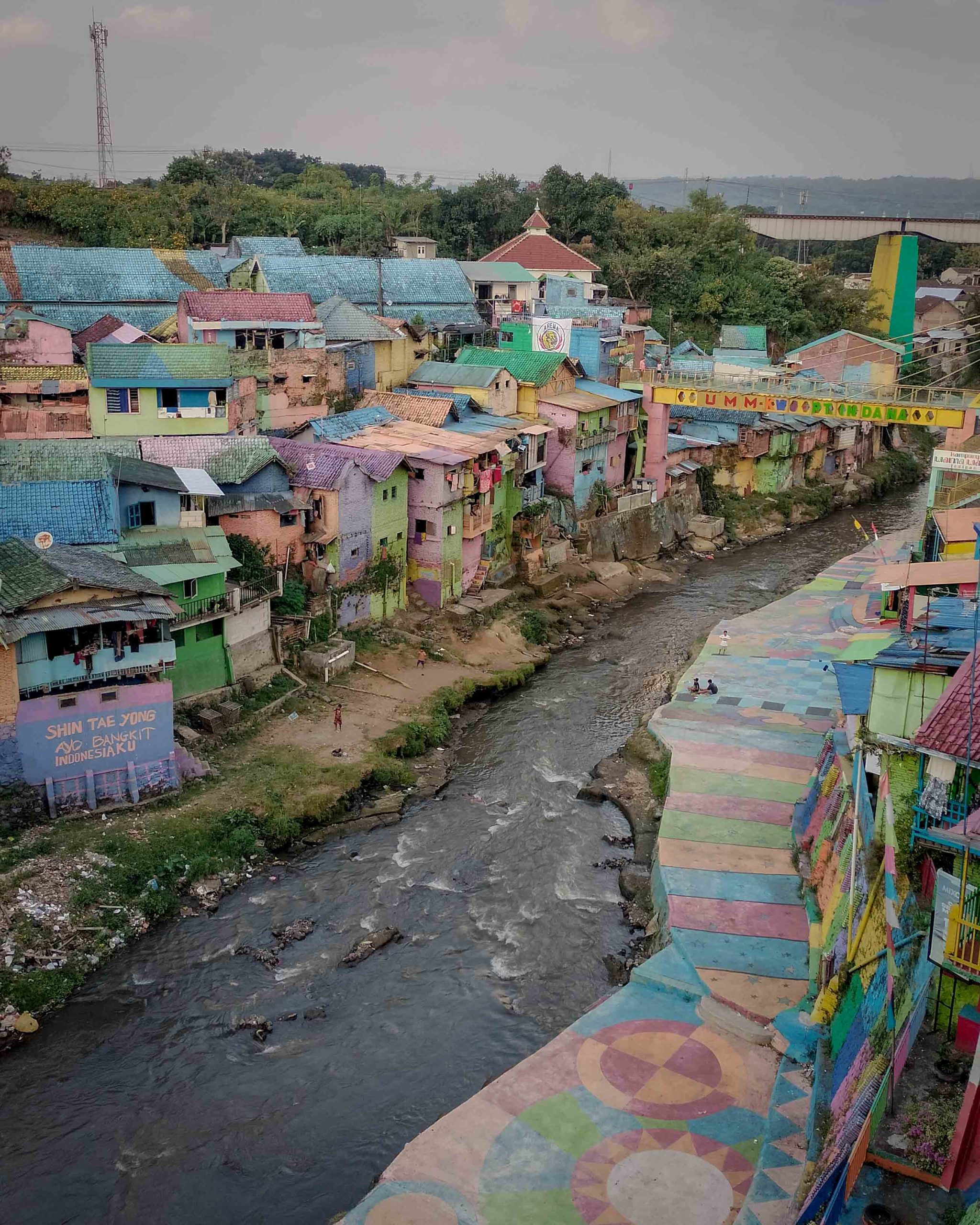 Kampung Warna Warni