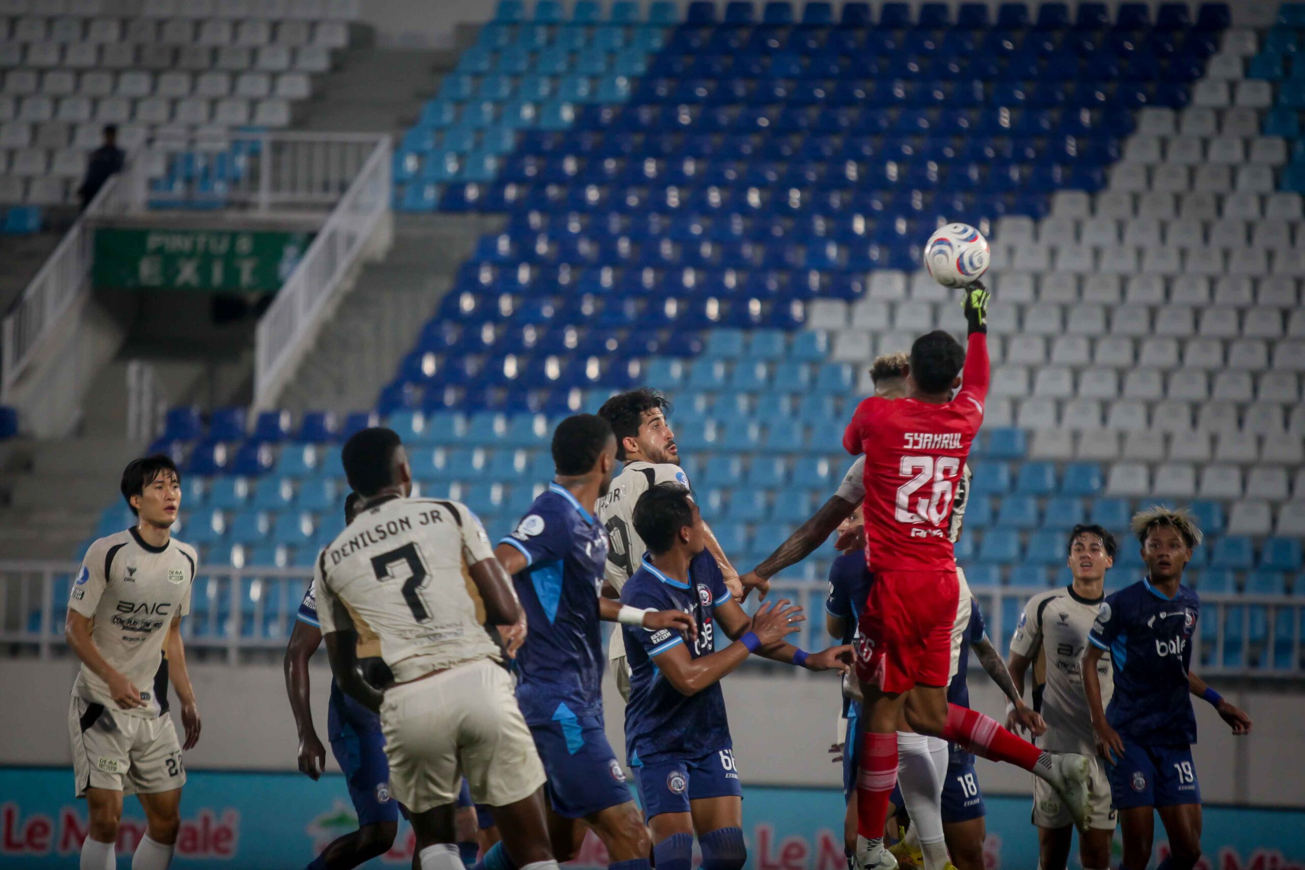 Arema fc vs Dewa united
